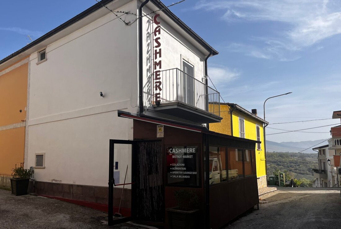 VENDESI LOCALE COMMERCIALE BAR/ MINIMARKET – CERCHIO (AQ)